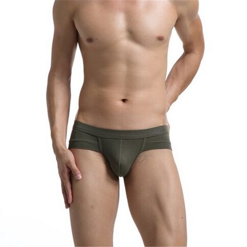 បុរសសង្ហាលោកតូសូ